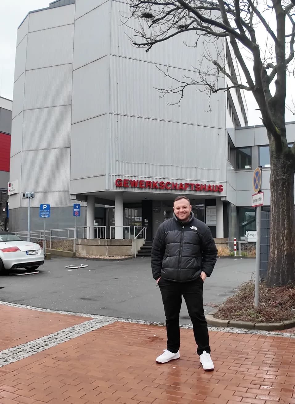 Cem Wahlkreis Gewerkschaftshaus